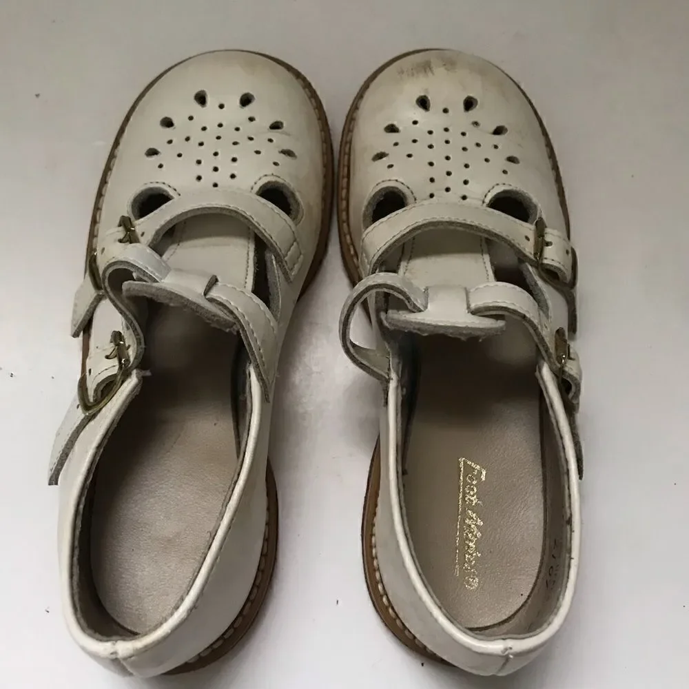 Vintage white leather Mary Jane double buckle shoes